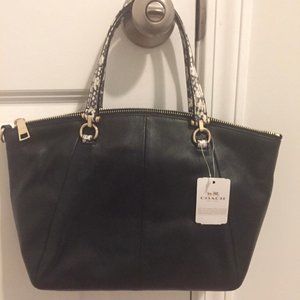 WT COACH PRAIRIE SATCHEL black leather 36553